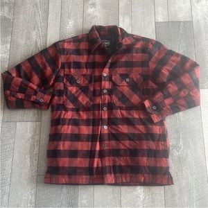 Farm and Fleet Work and Sport Size Medium Quilted Flannel Outdoor Jacket